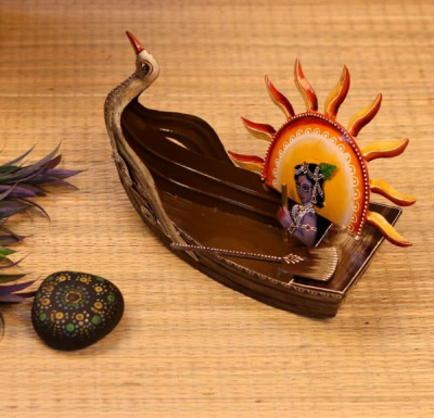 OPPERSTE METAL HAND PAINTED
BOAT WITH KRISHNA