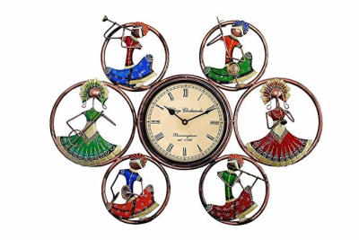 OPPERSTE MUSICIAN DOLLS WITH
CLOCK WALL DECOR