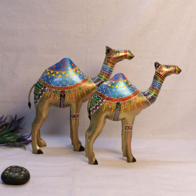 OPPERSTE IRON PAINTED CAMEL LARGE SET OF 2