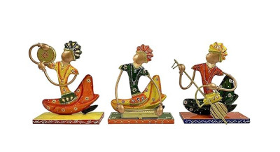 OPPERSTE METAL TRIBAL
MUSICIAN SHOWPIECE
SET OF 3