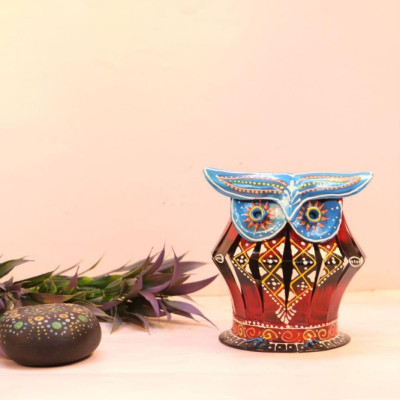 OPPERSTE IRON PAINTED OWL ROUND TEA LIGHT