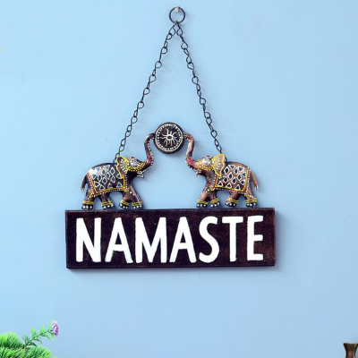 OPPERSTE IRON MODERN NAMASTE
BOARD WALL ART