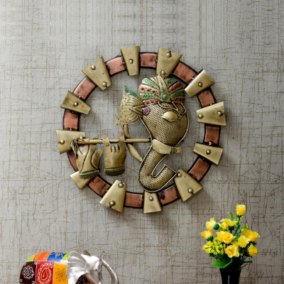 OPPERSTE GANESHA WALL ART
WITH GOLDEN FINISH
WALL ART