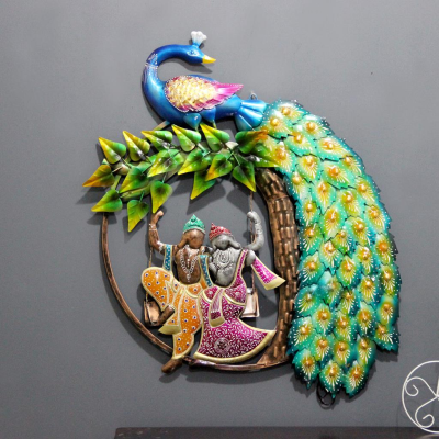 OPPERSTE PEACOCK WITH RADHA
KRISHNA WALL DECOR