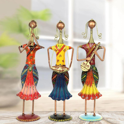 OPPERSTE MULTICOLOR IRON MUSICAL LADY DOLLS SET OF 3